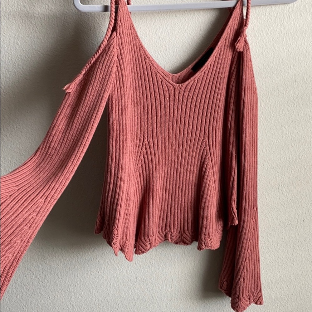 Forever 21 Cold Shoulder Knit Top